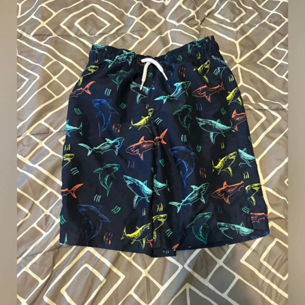 Sport boys swim trunk with sharks medium (7/8)